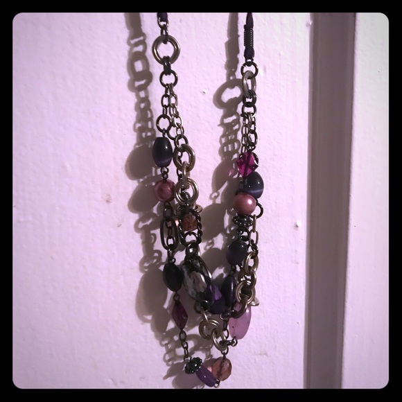 Purple necklace - Picture 1 of 3